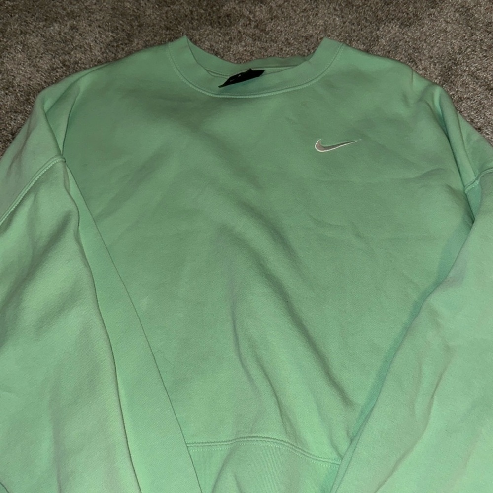 Nike crew neck